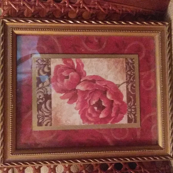 Two Pretty Pictures.   B5 - Picture 2 of 6